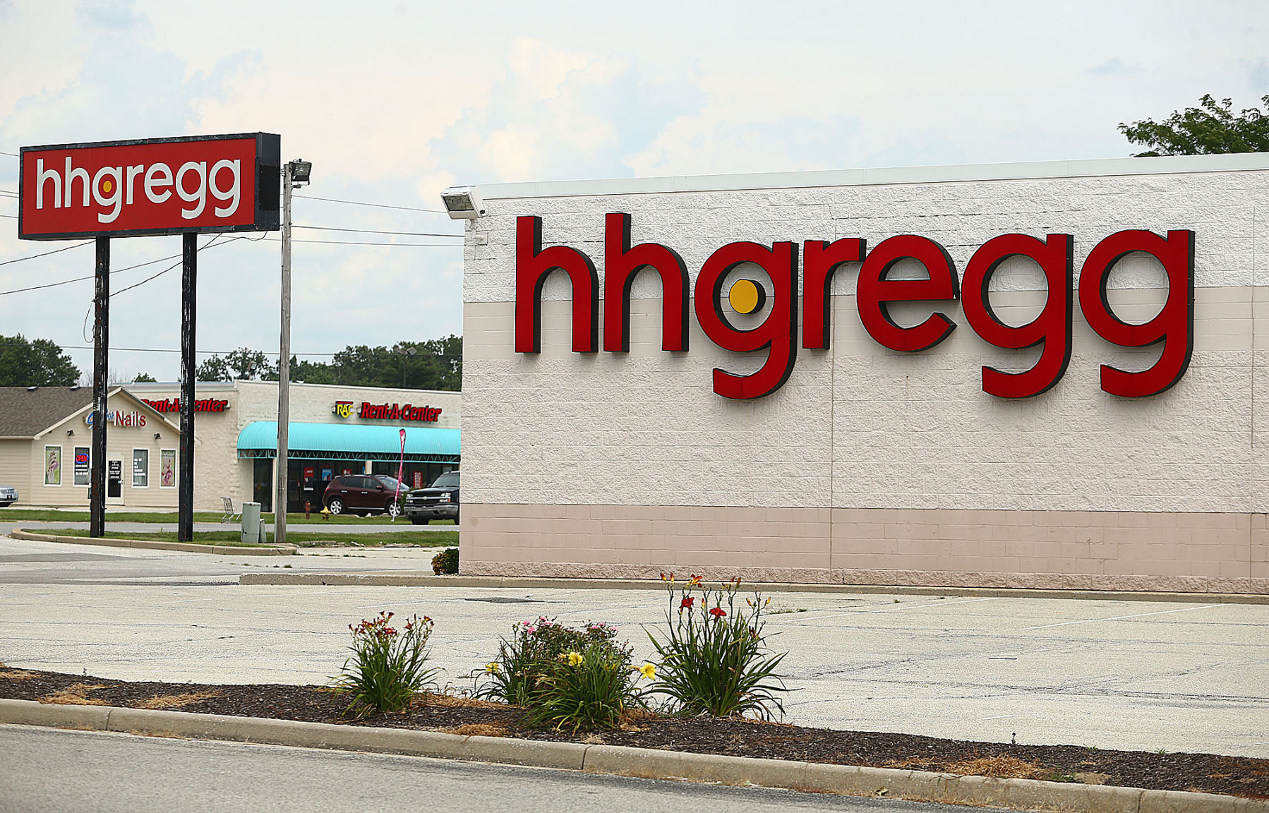 HH Gregg